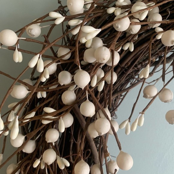 Spring Wreath - Picture 3 of 6